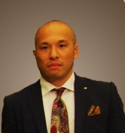 大阪支店北 営業部 課長 安井直飛